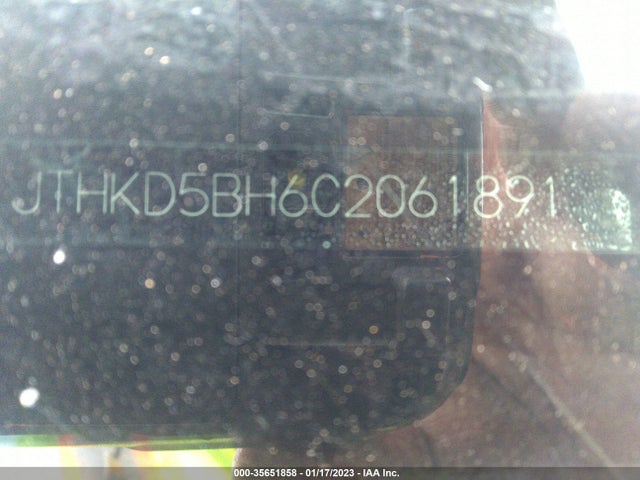 Lexus CT 200H 2012 JTHKD5BH6C2061891 Image 9
