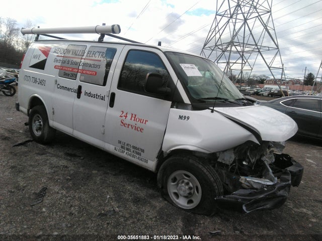 2017 Chevrolet Express, VIN: 1GCWGAFF2H1107080