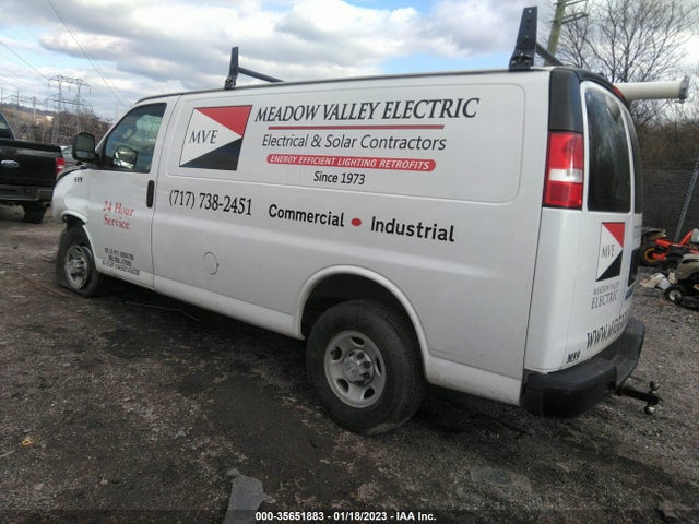2017 Chevrolet Express, VIN: 1GCWGAFF2H1107080