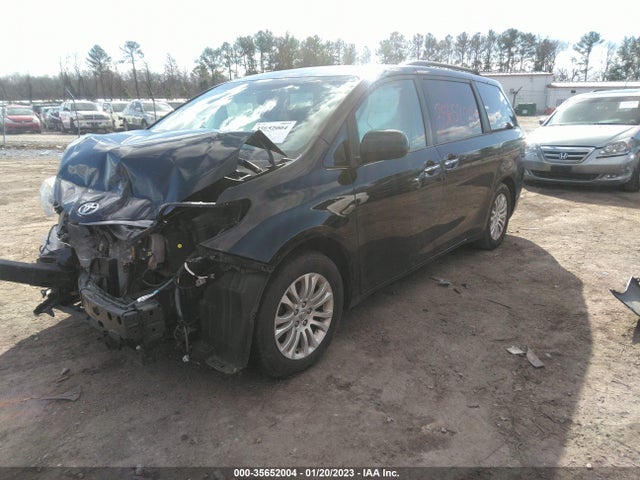 2016 Toyota Sienna, VIN: 5TDYK3DC4GS743092