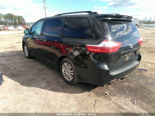 2016 Toyota Sienna, VIN: 5TDYK3DC4GS743092