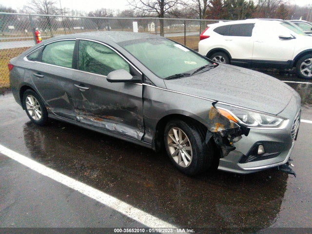 Hyundai SONATA SE 2018 5NPE24AFXJH680164 Image 1