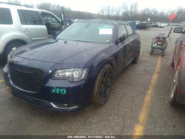 2017 Chrysler 300, VIN: 2C3CCAGG6HH606945