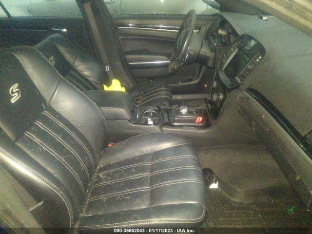 2017 Chrysler 300, VIN: 2C3CCAGG6HH606945