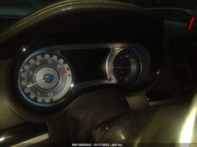 2017 Chrysler 300, VIN: 2C3CCAGG6HH606945