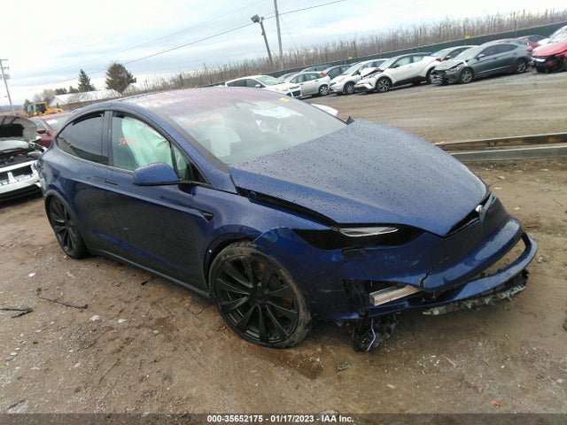 2023 Tesla Model X, VIN: 7SAXCBE67PF372982