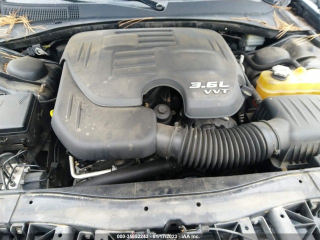 Chrysler 300 Limited 2011 2C3CA5CG1BH546812 Image 11