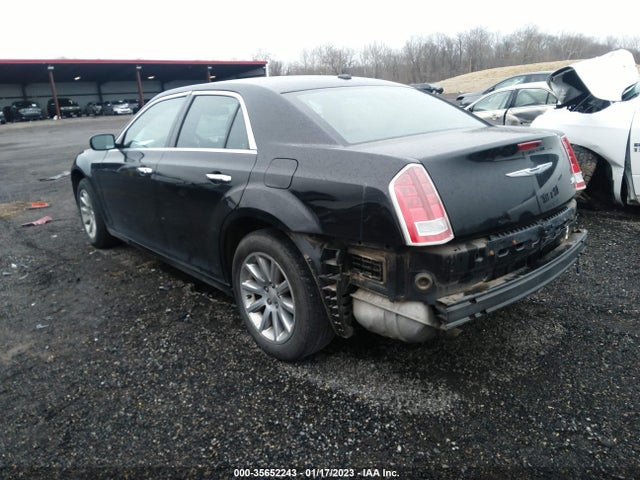 Chrysler 300 Limited 2011 2C3CA5CG1BH546812 Image 4