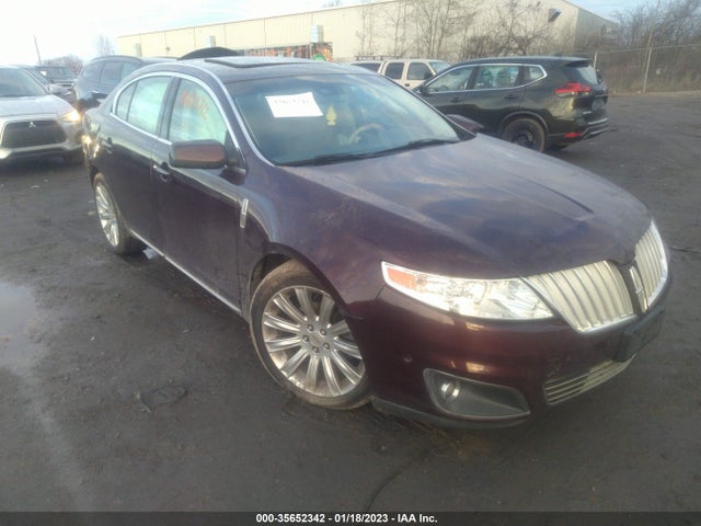 2011 1LNHL9FT3BG613106 main image