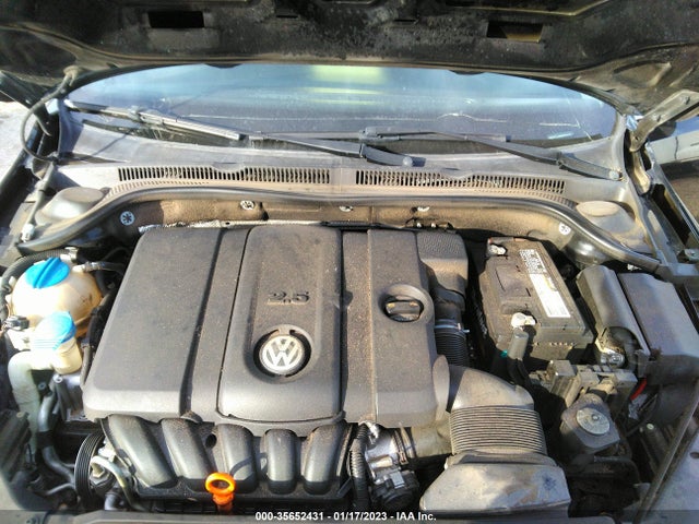 2013 VOLKSWAGEN JETTA SEDAN SE VIN: 3VWDP7AJ3DM354415