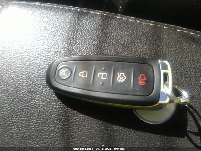 2018 FORD ESCAPE TITANIUM VIN: 1FMCU9J91JUB93767