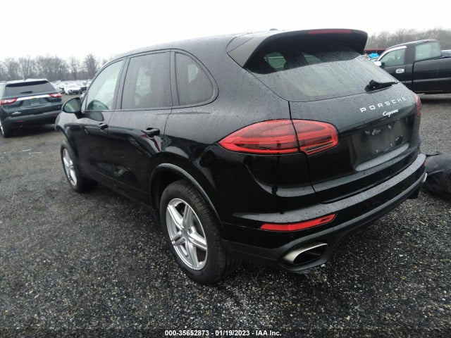 2018 Porsche Cayenne, VIN: WP1AA2A29JKA02430