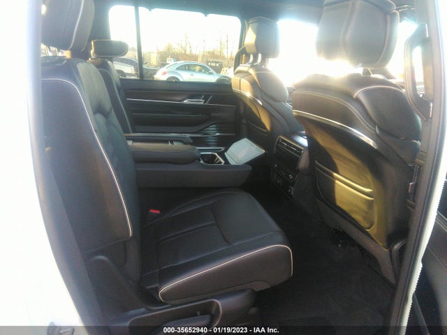 2022 Jeep Grand Wagoneer, VIN: 1C4SJVFJ7NS129819