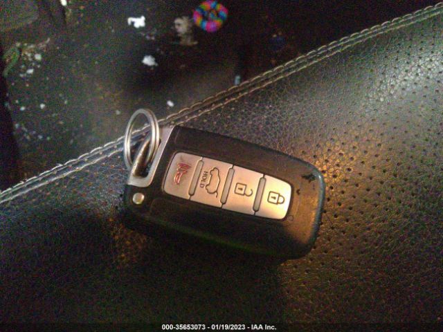 5XYKWDA26CG263428 KIA SORENTO SX