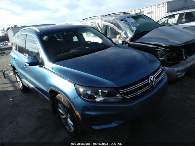 Volkswagen Tiguan 2017 WVGRV7AX2HW500274 Image 1