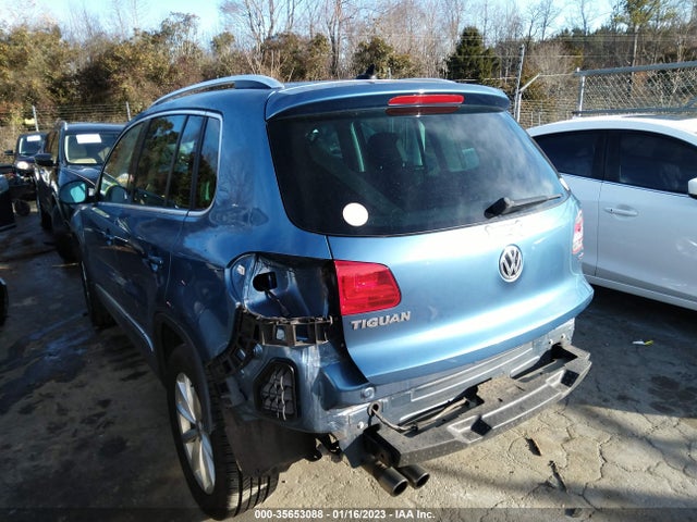 Volkswagen Tiguan 2017 WVGRV7AX2HW500274 Image 4