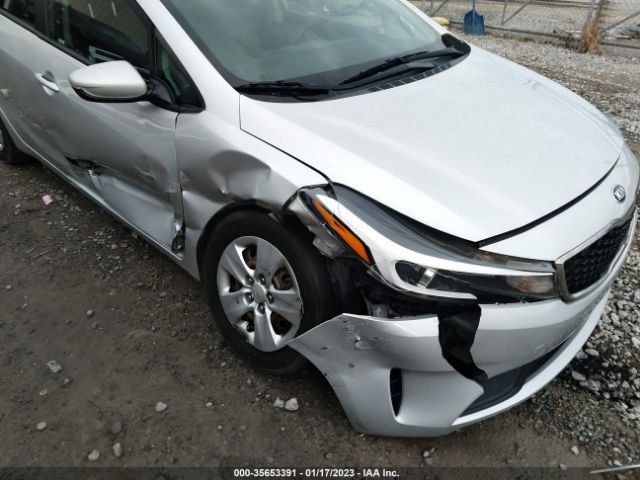 3KPFK4A73HE132633 KIA FORTE LX