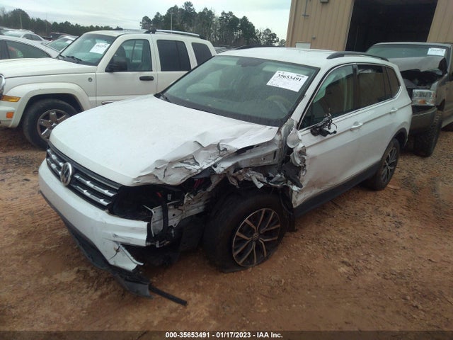 3VV3B7AXXLM155928 Volkswagen Tiguan Se/sel/se R-line Black