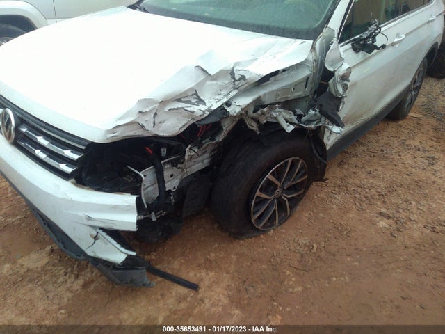 3VV3B7AXXLM155928 Volkswagen Tiguan Se/sel/se R-line Black