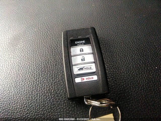 2017 Acura MDX, VIN: 5FRYD4H79HB037172
