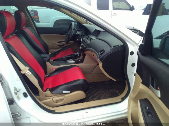 35653732 :رقم المزاد ، 1HGCP2F42CA105833 vin ، 2012 Honda Accord Sdn Lx Premium مزاد بيع