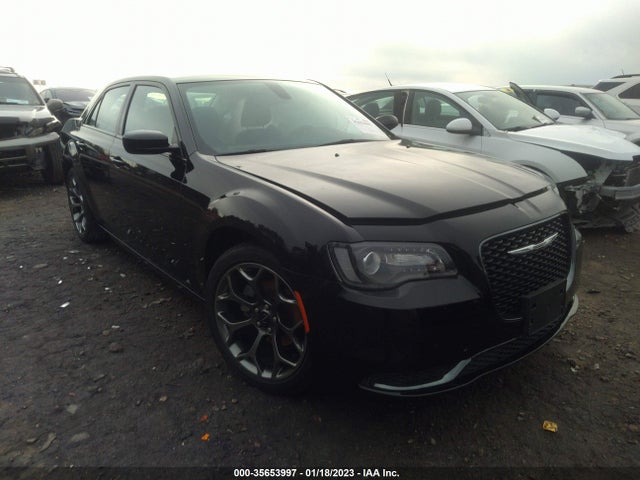 2018 Chrysler 300, VIN: 2C3CCAAG2JH331881