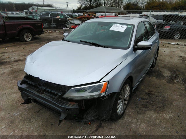 3VWLL7AJ9DM386986 Volkswagen Jetta Sedan Tdi W/premium/nav