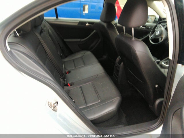 3VWLL7AJ9DM386986 Volkswagen Jetta Sedan Tdi W/premium/nav