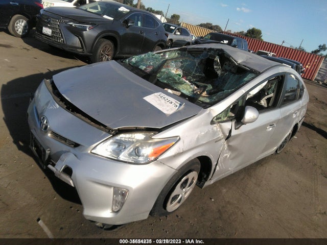 Toyota Prius Four/five/three/one/two 2014 JTDKN3DUXE0374423 Image 2