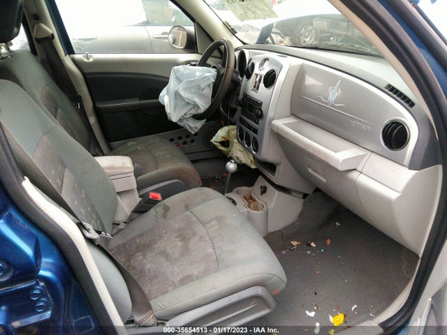 3A4GY5F98AT205784 Chrysler PT CRUISER CLASSIC