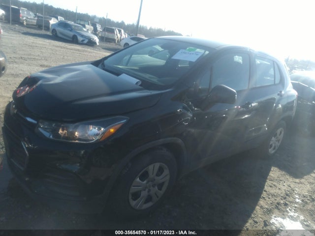 Chevrolet TRAX LS 2017 3GNCJKSBXHL148151 Image 2