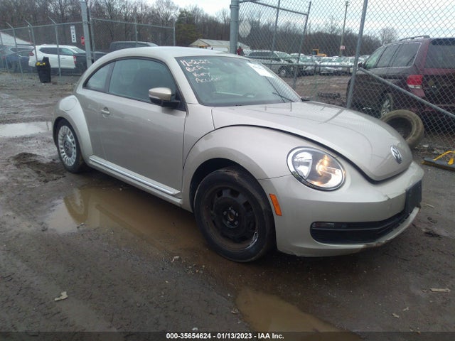 2016 Volkswagen Beetle, VIN: 3VWJ17AT9GM604346