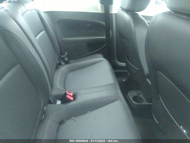 2016 Volkswagen Beetle, VIN: 3VWJ17AT9GM604346