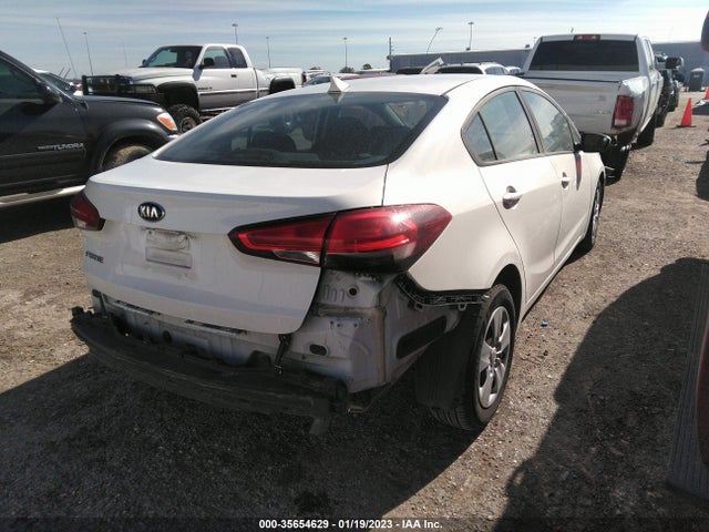 2017 Kia Forte, VIN: 3KPFK4A72HE077026