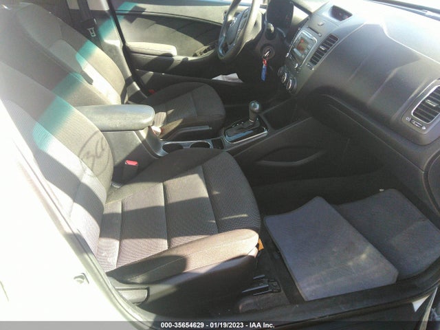 2017 Kia Forte, VIN: 3KPFK4A72HE077026