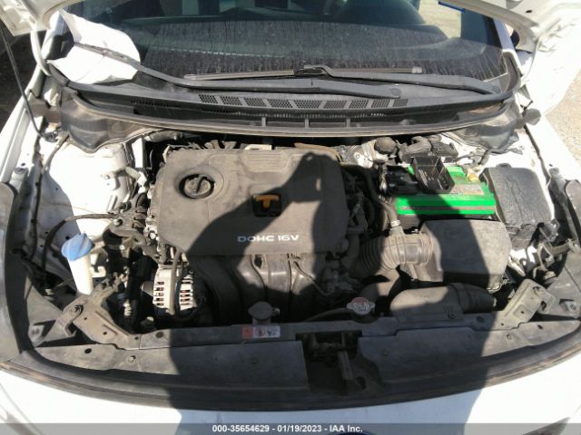 3KPFK4A72HE077026 KIA FORTE LX
