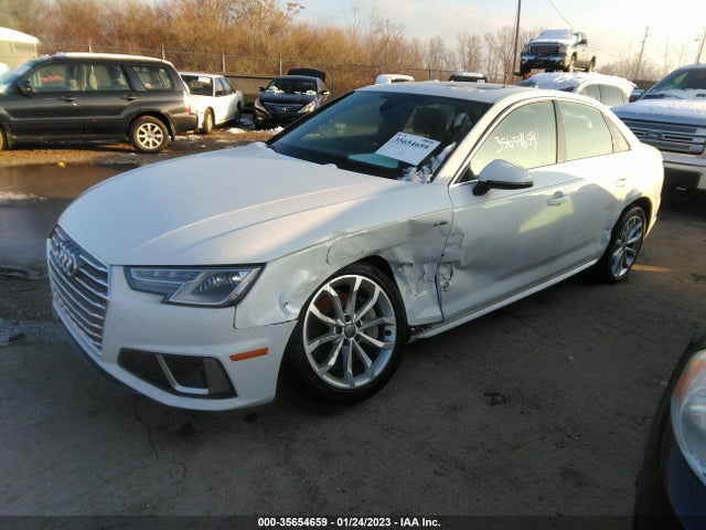 2019 Audi A4, VIN: WAUDNAF43KN017915
