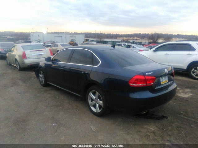 2013 VOLKSWAGEN PASSAT SE W/SUNROOF VIN: 1VWBP7A30DC071237