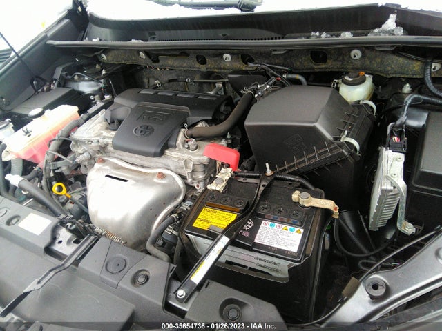 Toyota RAV4 LE 2018 JTMBFREV2JJ184160 Image 11