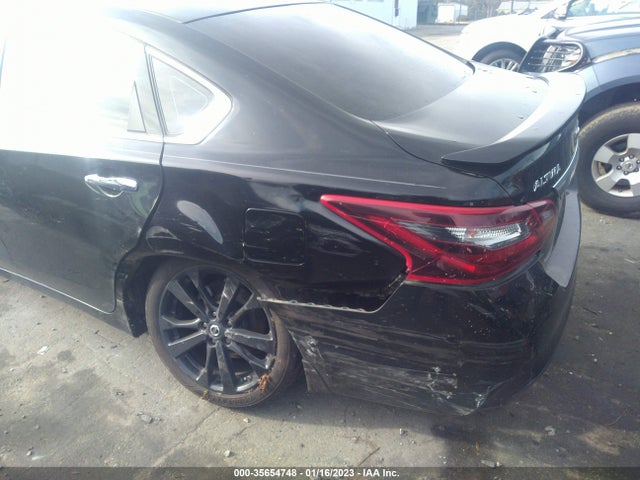 2017 Nissan Altima, VIN: 1N4AL3AP1HC493406