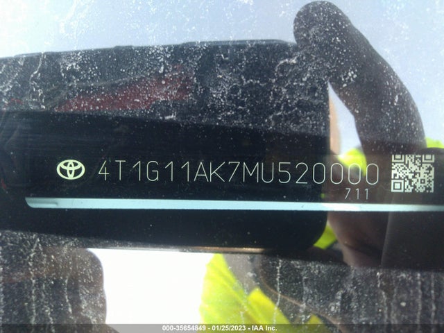 2021 Toyota Camry, VIN: 4T1G11AK7MU520000