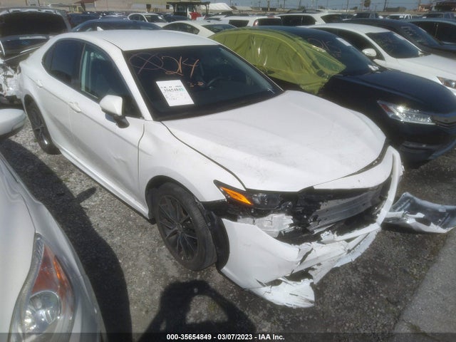 2021 Toyota Camry, VIN: 4T1G11AK7MU520000