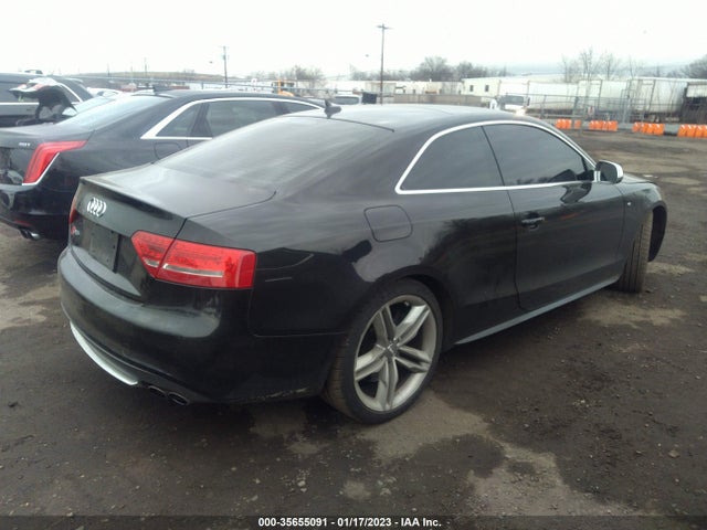 WAUVVAFR9AA024793 Audi S5