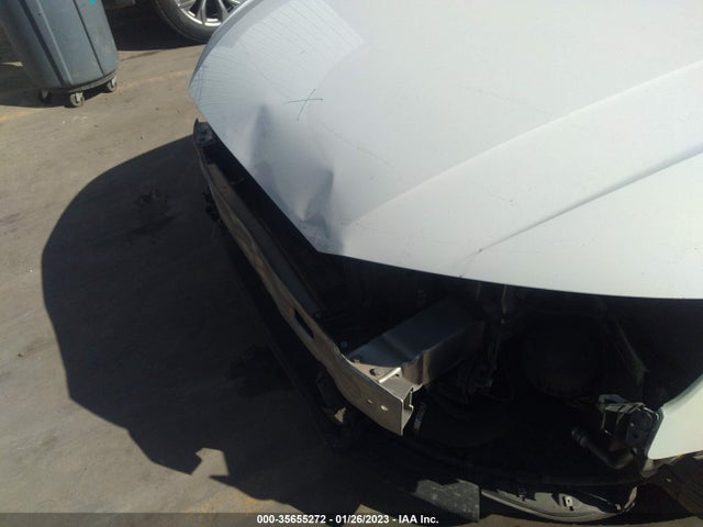 Audi A4 2017 WAUGNAF41HN021077 Image 6