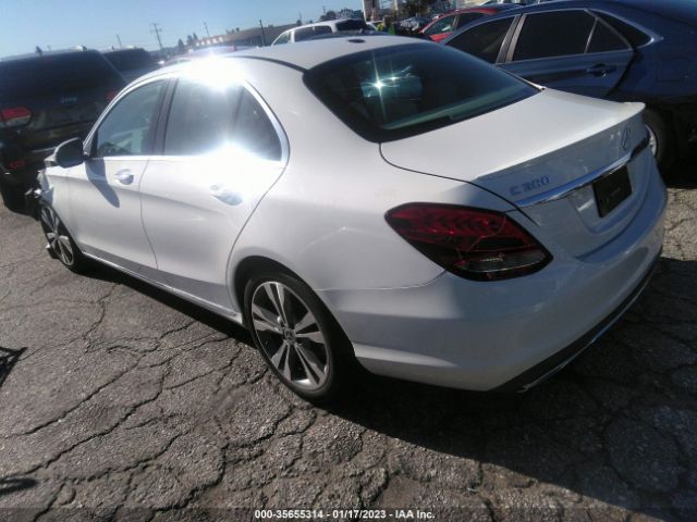 55SWF4JB4JU277932 Mercedes-Benz C-class C 300