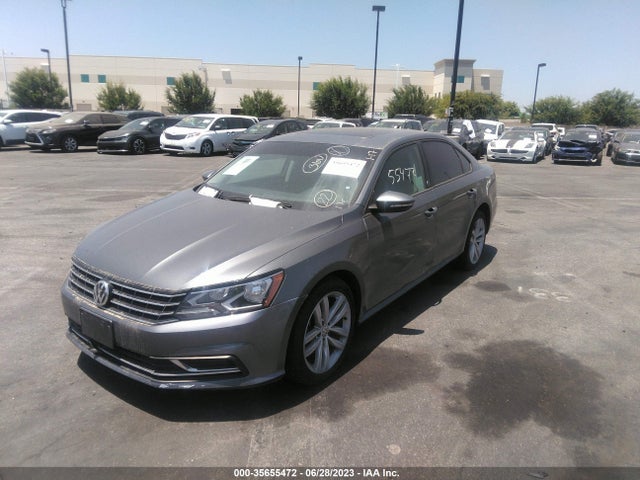 1VWLA7A33KC012136 Volkswagen Passat 2.0t Wolfsburg Edition