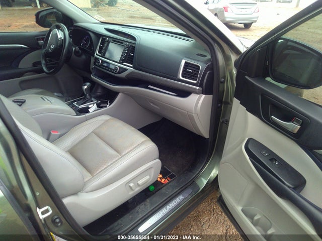2018 Toyota Highlander, VIN: 5TDYZRFH2JS241731