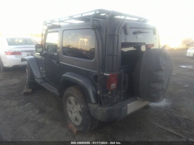 1J4FA54158L552654 Jeep Wrangler Sahara