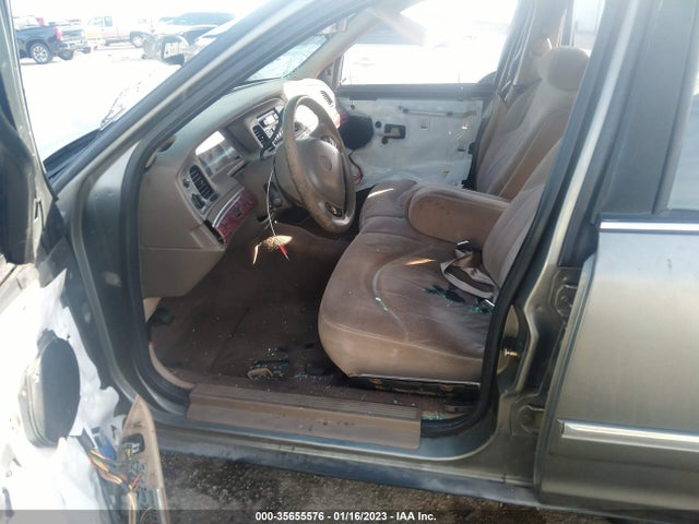 2000 MERCURY GRAND MARQUIS GS VIN: 2MEFM74WXYX609937