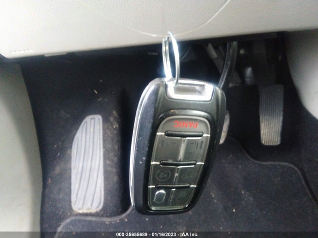 2018 Chrysler Pacifica Hybrid, VIN: 2C4RC1N77JR169711